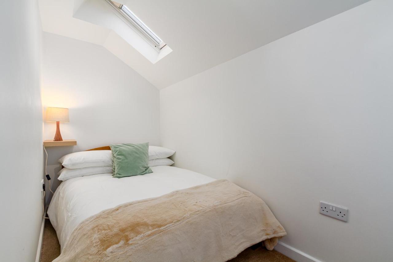 كارديف The Coach House, Centrally Located Detached Coach House المظهر الخارجي الصورة